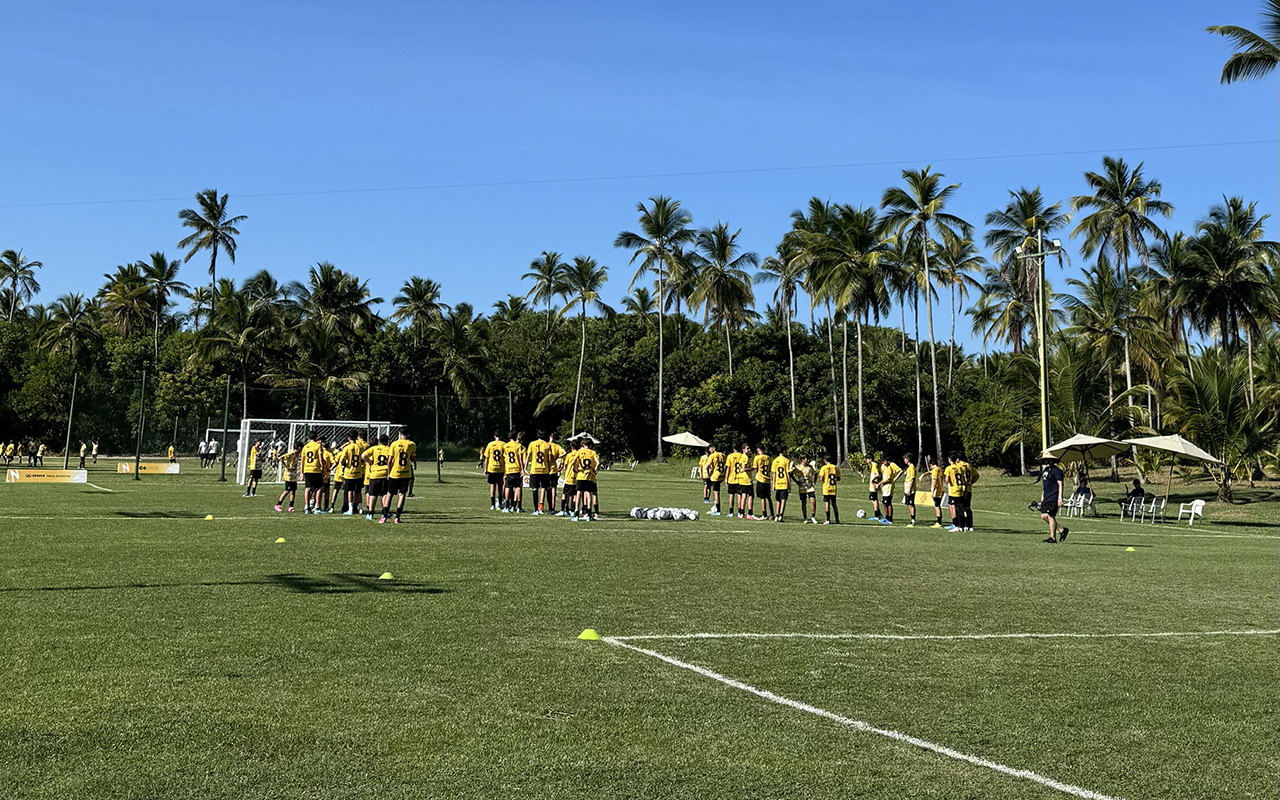 atividades diarias campo de futebol comandatuba 01
